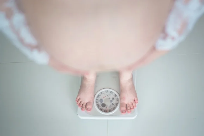Maternal obesity raises childhood epilepsy and disability risks, new study shows