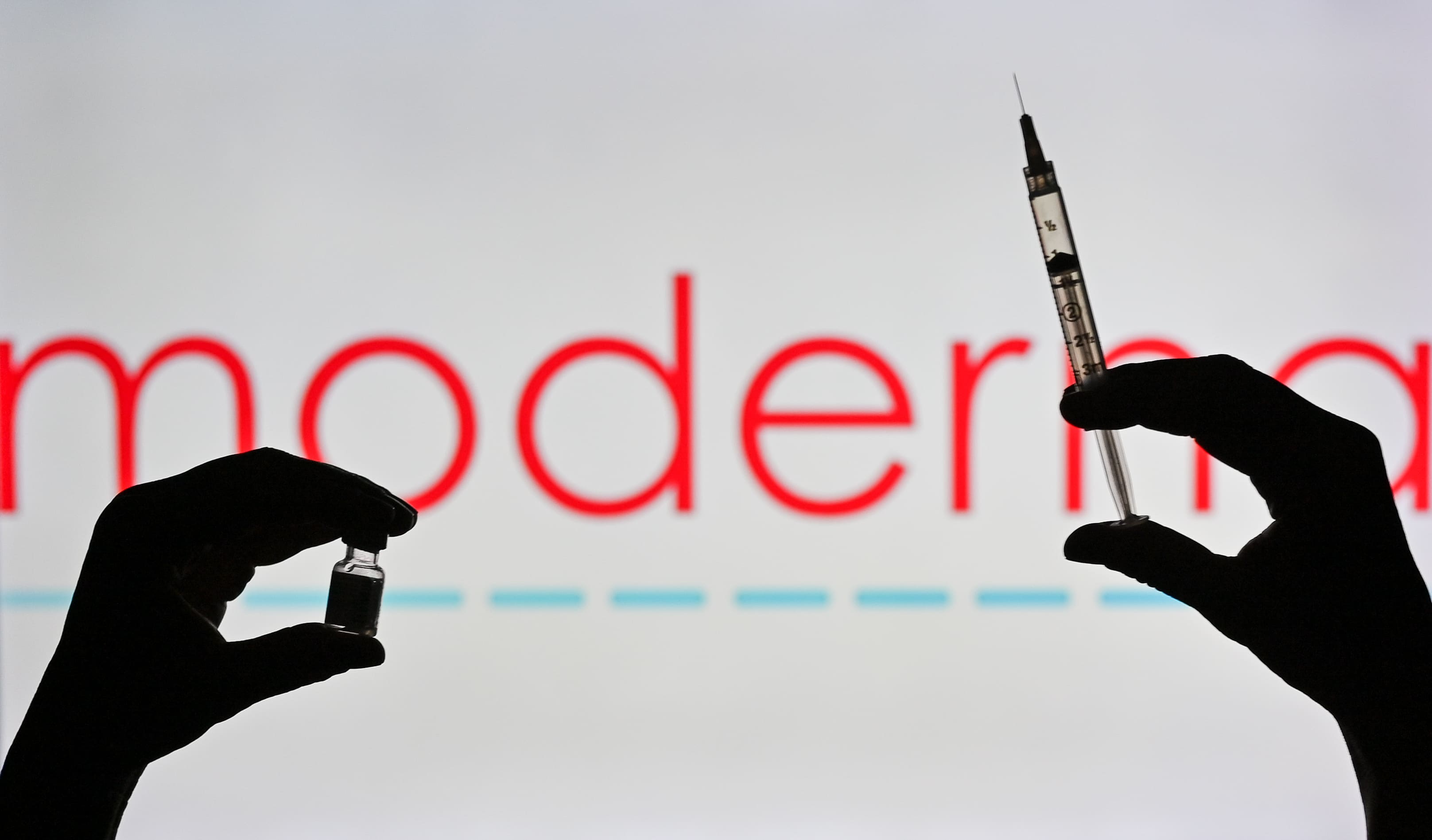 Moderna's mRNA Flu Vaccine Outperforms Traditional Shot in Late-Stage Trial