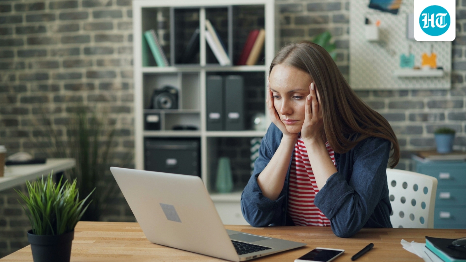 Working Over 55 Hours a Week? Neurologist Warns of Increased Stroke and Heart Disease Risk