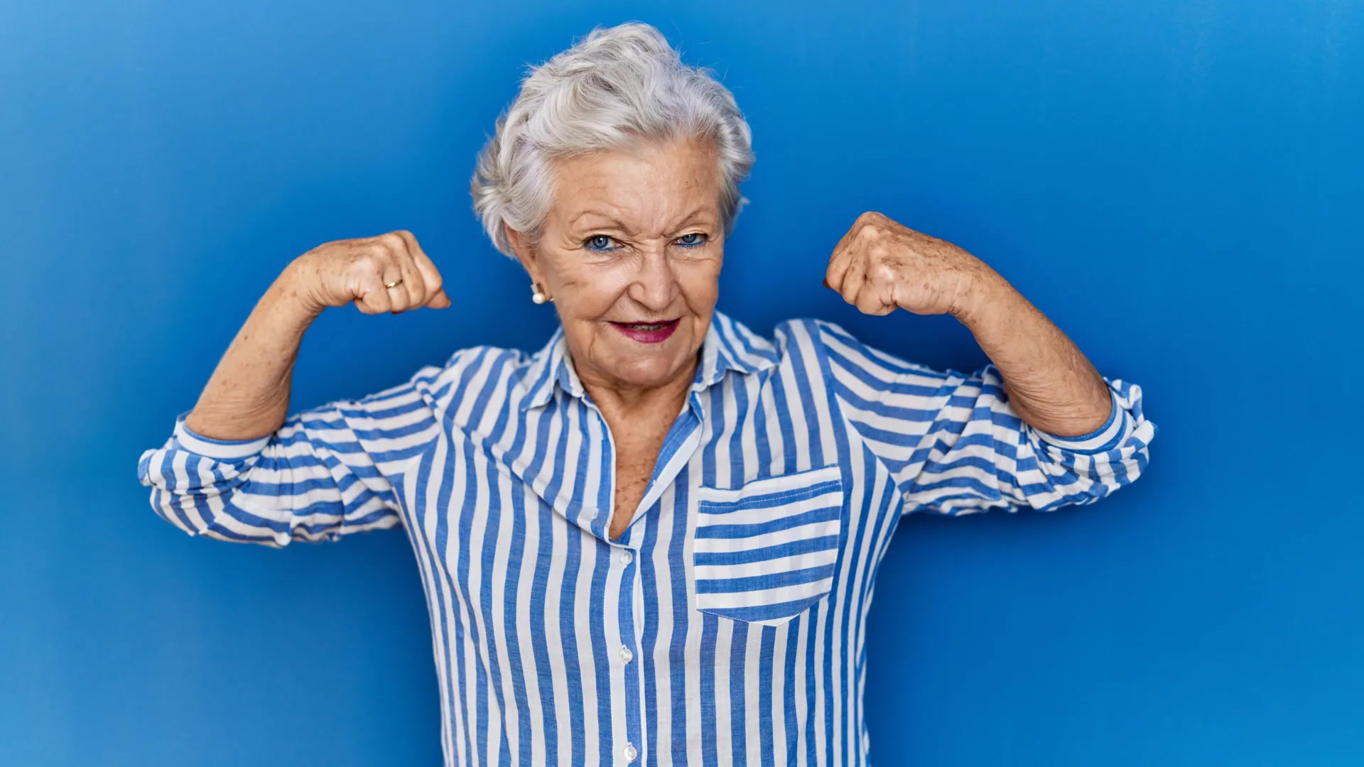 Scientists Discover Why Aging Muscles Lose Strength: Reversible Neuromuscular Junction Failure Offers New Hope for Sarcopenia Treatment